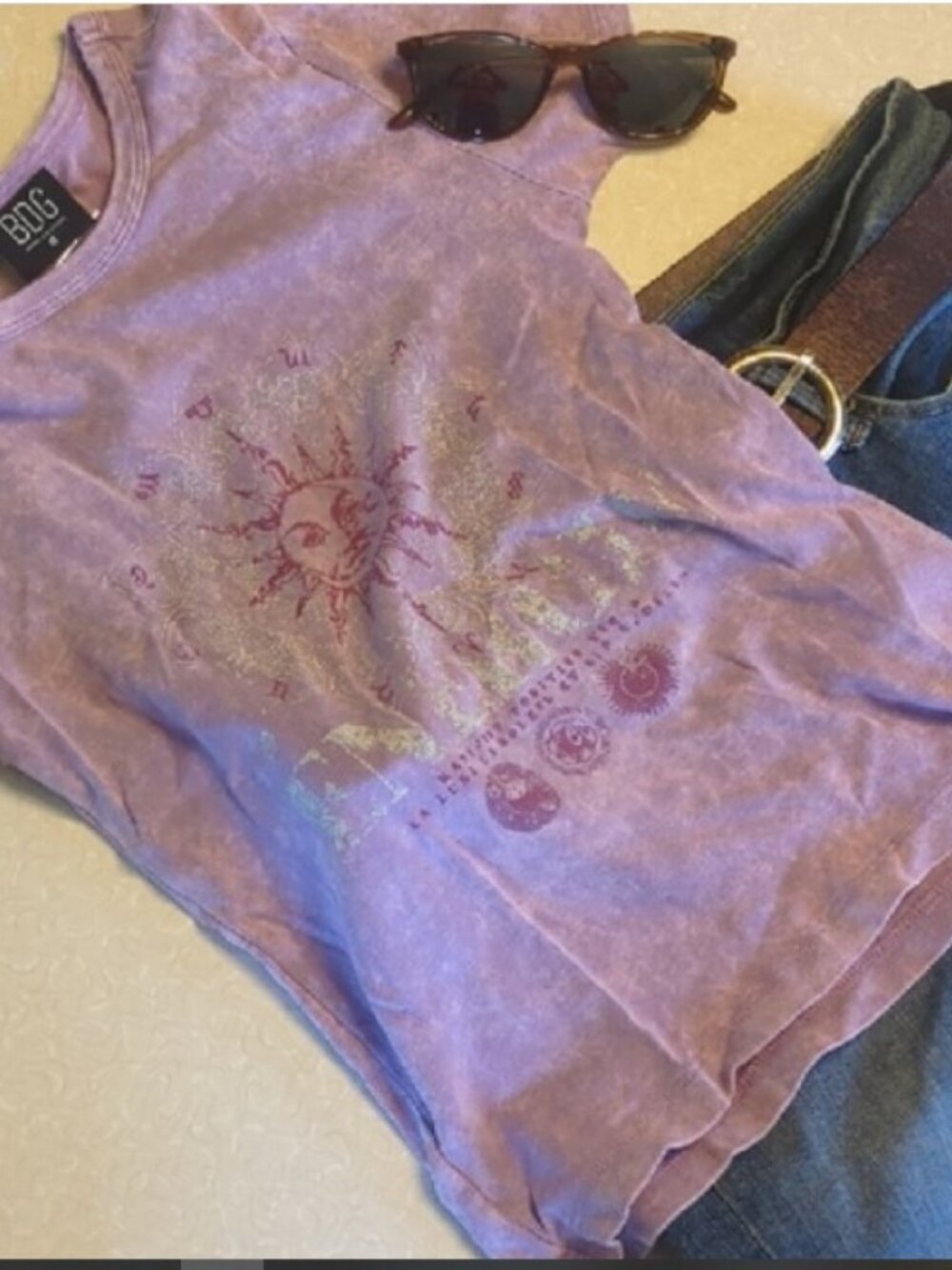 Urban Outfitters BDG Lavender Sun Graphic Short Sleeve Tee EUC